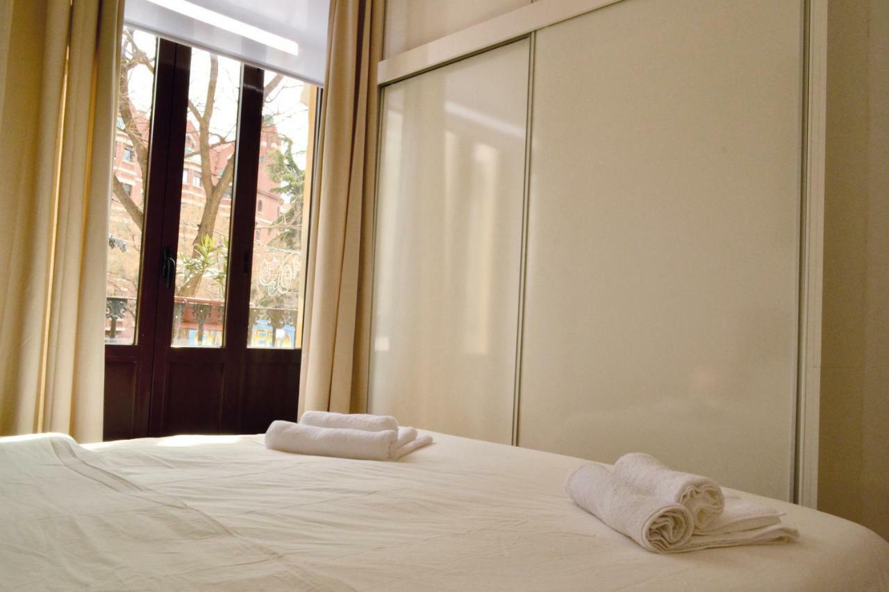 Hola Valencia - Holiday Apartments Екстер'єр фото