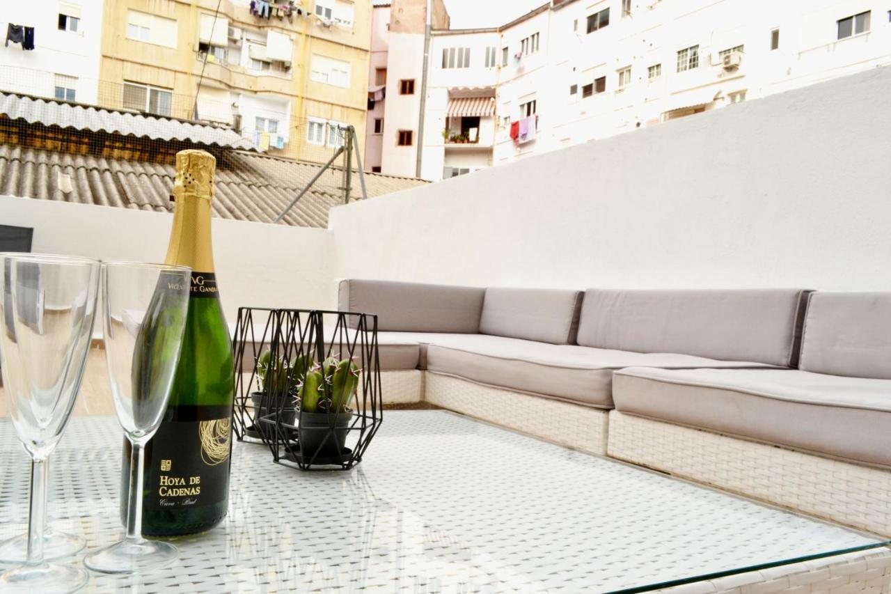 Hola Valencia - Holiday Apartments Екстер'єр фото